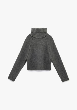 Mørkegrå strikket sweater med høj, foldet krave, raglanærmer og cropped design. Blød tekstur med synlige sømdetaljer.