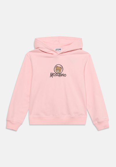 Светлорозов суитшърт с дълъг ръкав с лого на мечето Moschino и текст, разположени в центъра на гърдите, с релефни маншети и качулка.