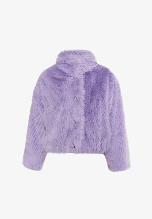 Lila Kunstfell-verkürzte Jacke mit hochgeschlossenem Kragen, drei metallischen Knöpfen und einer übergroßen Struktur mit Zickzackmuster.