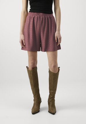 Shorts - light pink