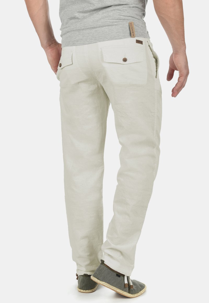 Herren Chinos | INDICODE JEANS IDIVES Stoffhose off-white/weiß - DH08336 Herren Chinos | INDICODE JEANS IDIVES Stoffhose off-white/weiß - DH08336