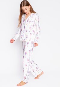 PJ Salvage IT’S A WINEFUL LIFE SET - Nachtwäsche Set - off white