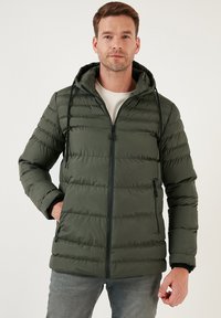 Zimná bunda - khaki