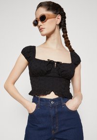 Hollister Co. PRETTY MIX CORSET - Tričko s potlačou - casual black
