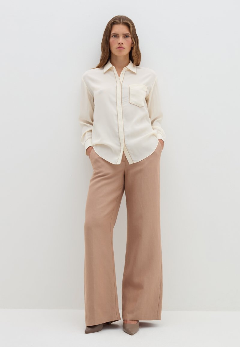 Stefanel Overhemdblouse wit Stefanel Overhemdblouse wit