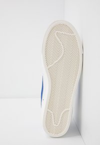 Nike Sportswear BLAZER '77 UNISEX - Sapatilhas de cano alto - white/racer blue/sail