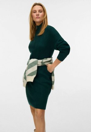 VMLEFILE MIDI - Robe pull - pine grove