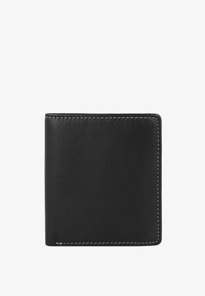 Billetera de cuero negra con un acabado texturizado, costuras blancas en contraste, un diseño plegable y un logotipo embosado discreto en la esquina inferior derecha.
