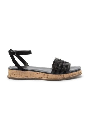 Schwarze Sandalen aus gewebtem Leder mit Korkkeilsohle, versehen mit einem Knöchelriemen und glattem Zehenbereich. Leichtes Design mit strukturierten Akzenten.