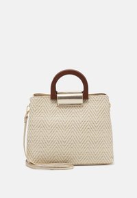 Woven handbag featuring a herringbone pattern in cream and beige. Brown wooden handle with metallic clasp. Includes a detachable strap.