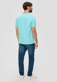 s.Oliver CREW NECK - Jednoduché tričko - helles türkis