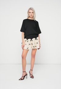 Never Fully Dressed BOW MINI MONIKA SKIRT - Minihame - black