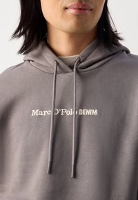 Marc O'Polo DENIM Felpa con cappuccio - light brown