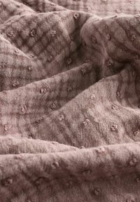 Thumbnail Image 5