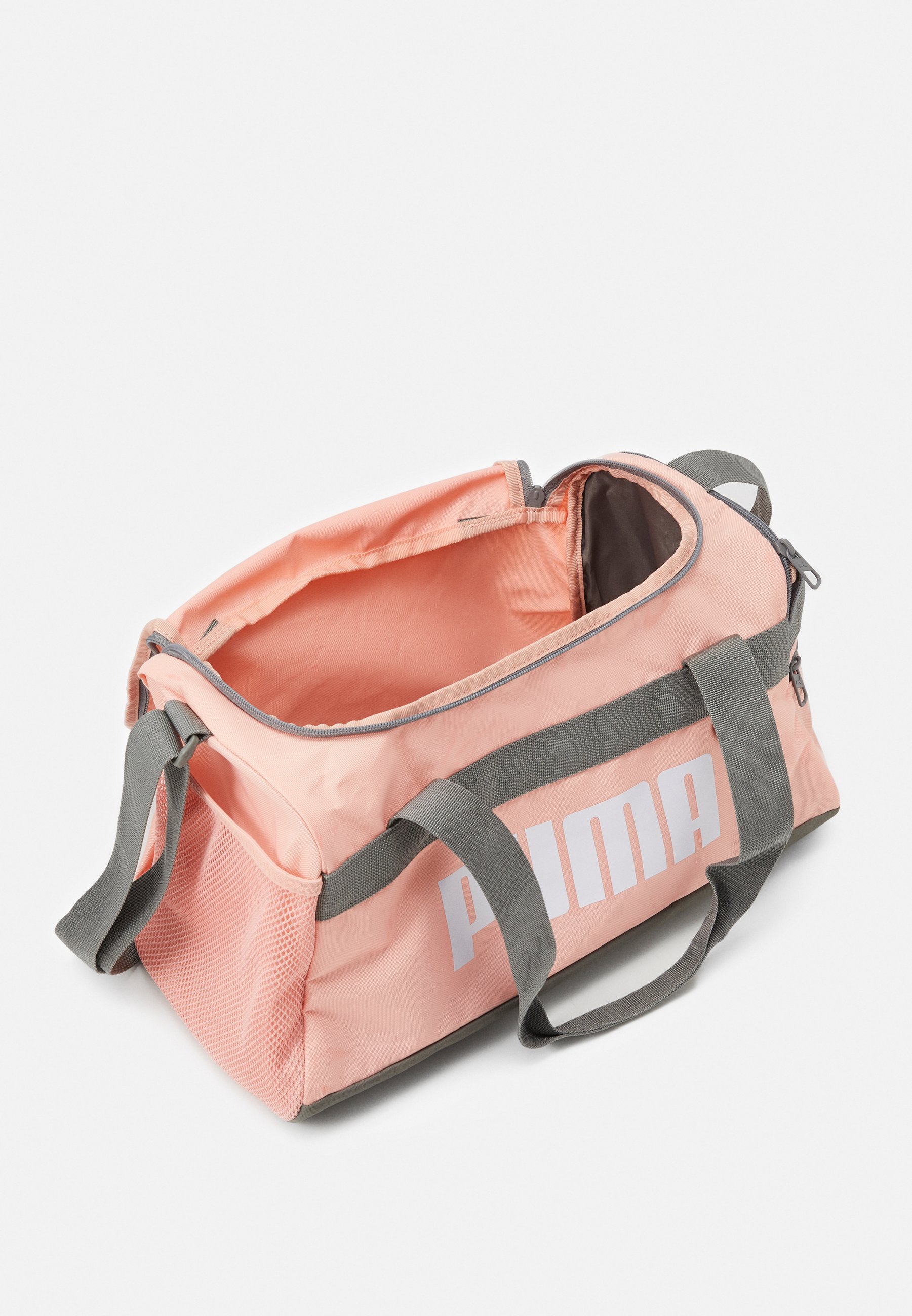 blush gym bag