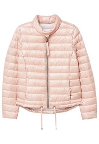 Světle růžová zateplená bunda s vysokým límcem, zapínáním na zip a elastickou šňůrkou v dolní části. Má horizontální prošívaný vzor.