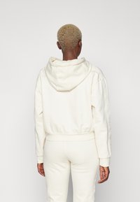 Guess STACIE HOODED  - Hættetrøje - dove white