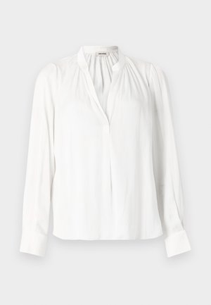 Fehér, hosszú ujjú blúz mandarin gallérral, pliszírozott dekoltázzsal és gombos mandzsettával. Simább, könnyű anyagból készült.