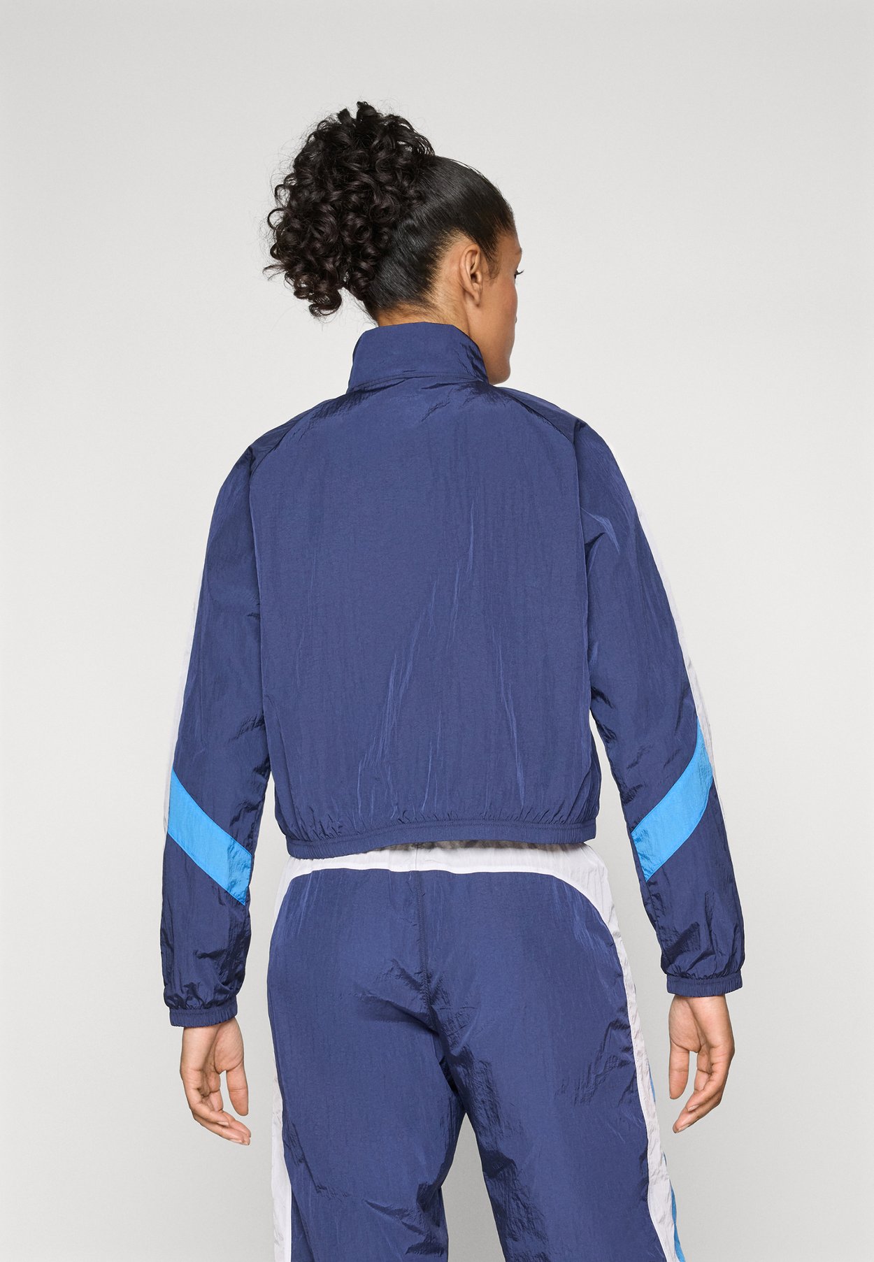 UA ICON CRINKLE
