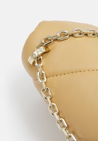 Patrizia Pepe BORSA BAG - Borsa a tracolla - pompei beige