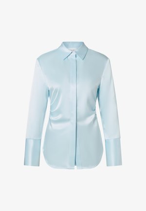 Hele sinine satiinist nööbitav särk klassikalise krae, pikkade varrukate ja sirge lõikega. Sile tekstuur läikiva viimistlusega.