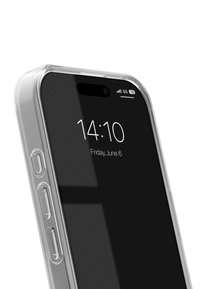 Gennemsigtig telefonskalle med afrundede kanter, der viser en sort smartphoneskærm. Har synlige sideknapper og smartphones statusikoner.
