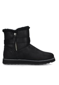 Botas de tobillo negras de ante, con un collar de piel de lujo, cierre de cremallera lateral y suela plana de goma con un dibujo texturizado.