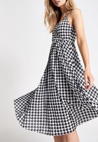River Island Sukienka z dżerseju