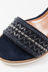 Tamaris Plateausandalette - navy