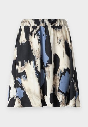 Βραχύν φούστα με πτυχώσεις και ελαστική μέση, με αφηρημένο μοτίβο σε κρεμ, μαύρους και μπλε τόνους, κατασκευασμένη από απαλό ύφασμα.