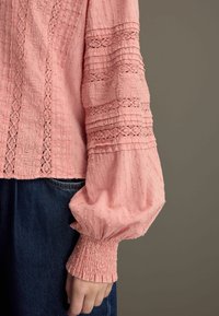 Next Nööpidega pluus - pink