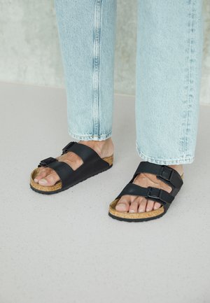 ARIZONA - Sandalias planas - black