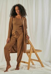 YOU LOOK PERFECT BELLA - MERINO WOOL LOUNGEWEAR - Nachtwäsche Hose - cognac