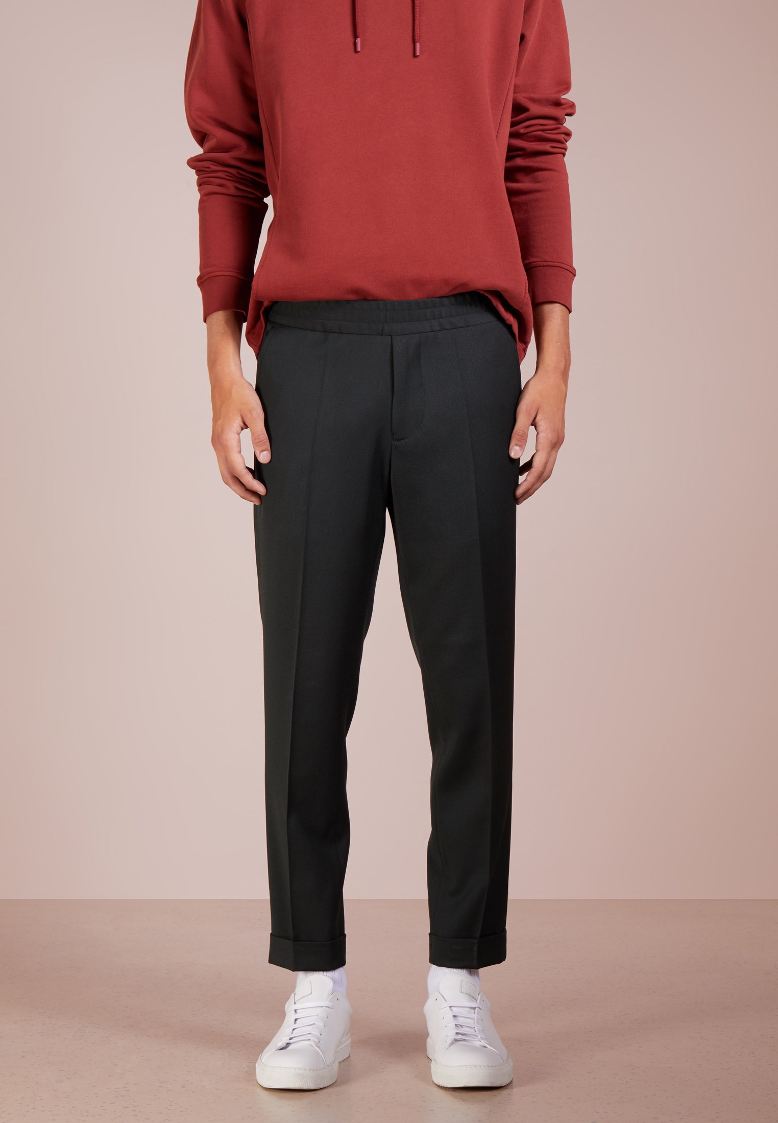 TERRY CROPPED PANTS Bukse dark spruce TERRY CROPPED PANTS Bukse dark spruce