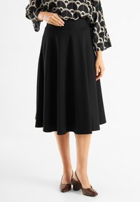 Jascha Stockholm CIRCLE - Rakott szoknya - black