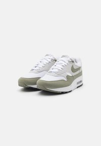 Nike Sportswear AIR MAX - Tenisice - white/light army/neutral/grey/black