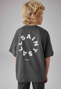 smALLSAINTS TIERRA CREW LOGO  - Printtipaita - charcoal grey
