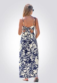 Cupshe TROPICAL LEAF PRINT - Maxi-jurk - dark blue white