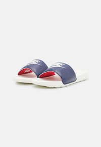 Nike Sportswear VICTORI ONE SLIDE - Chinelos de piscina - blackened blue/sail/dark marina blue/university red
