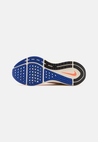 Nike Performance STRUCTURE 25 - Zapatillas running asfalto - hyper crimson/black/astronomy blue/pale ivory/safety orange/metallic grey