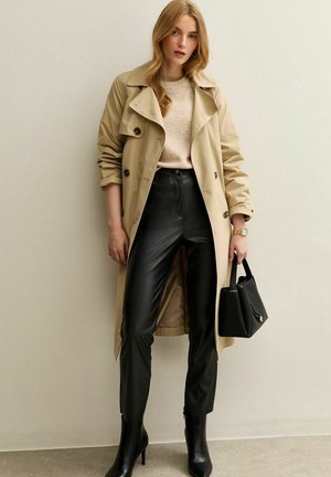 Pantalon classique - black