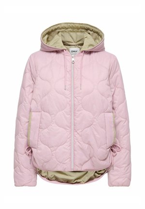 Růžová prošívaná bunda s kapucí, vybavená zipem, elastickým stahováním v dolním lemu a kontrastní zelenou vnitřní podšívkou.