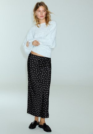 PULL&BEAR, SATIN WITH DRAWSTRING - MIDI SKIRT - Jupe trapèze - black
