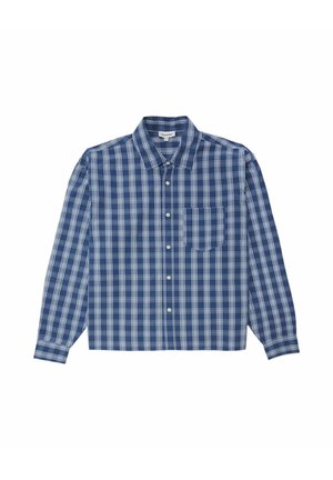 Długo rękawowa niebieska koszula w kratę z kołnierzykiem zapinanym na guziki, pojedynczą kieszenią na piersi i luźnym krojem, z kontrastowymi białymi liniami.