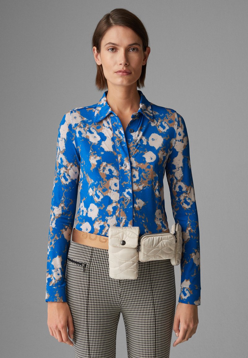 SERENA BUTTON DOWN