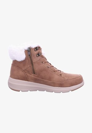 Braune Kunstleder-Stiefelette mit weißem Fellkragen, strukturiertem Finish, Schnürdesign und seitlichem Reißverschluss für einfaches Anziehen. Chunky, hellfarbige Sohle.