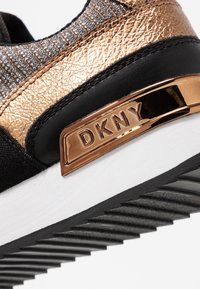 DKNY Scarpe senza lacci - black
