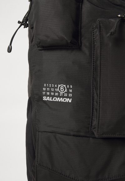 MM6 Maison Margiela TRAIL BLAZER UNISEX - Dnevni ruksak - black