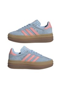 adidas Originals GAZELLE BOLD KIDS - Sneakers low - clear sky semi pink spark silver met.