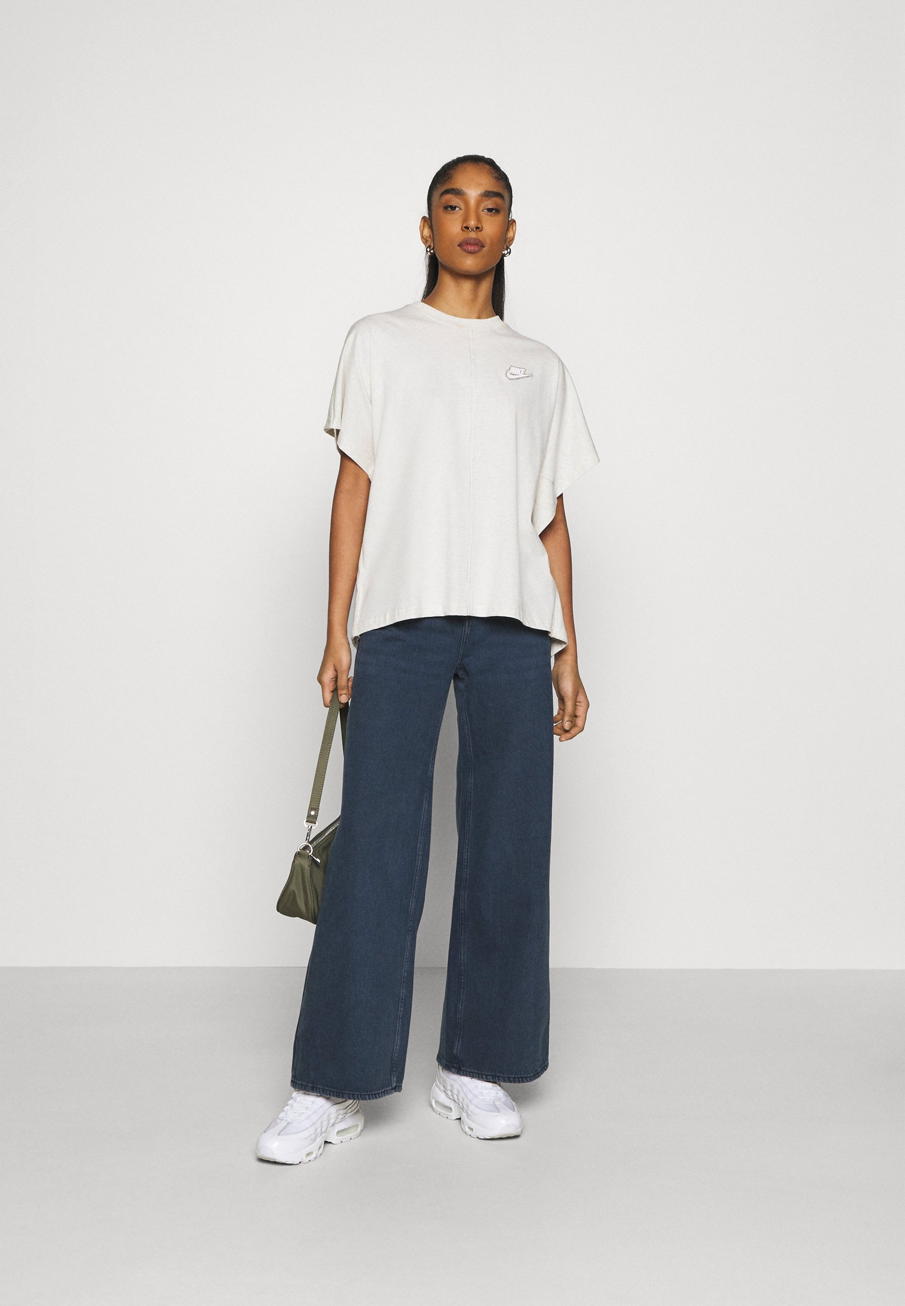 Weekday ACE HIGH WIDE - Flared Jeans 